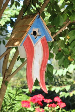 Besty's (Ross) Birdhouse