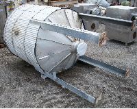 Stainless Steel Tanks: Used 400 gallon vertical stainless steel cone bottom storage tank