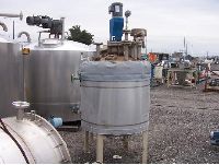 Stainless Steel Tank: 175 gallon 304-L stainless steel jacketed tank