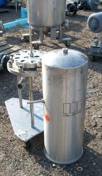 Pressure Leaf Filters: Used Millipore 304 stainless steel pressure leaf cartridge filter
