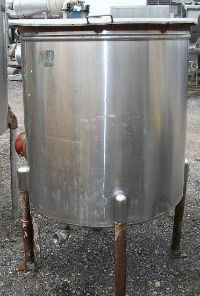 Stainless Steel Tanks: Used Sani Tank 200 gallon open top, slope bottom with heating bundle