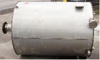 Stainless Steel Tanks: Used 400 gallon vertical stainless steel flat bottom tank