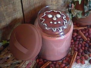 26 oz Gingerbread Face Candle