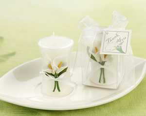 'Calla Lily Elegance' Vase Shaped Candle