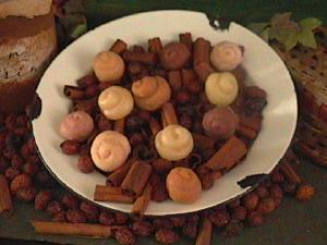 Rosehips n Stixs with Cinnamon buns
