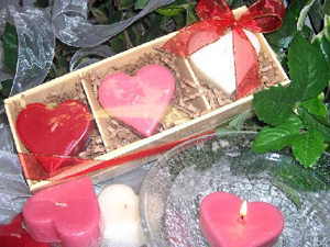 3 Pack Heart Floating Candles