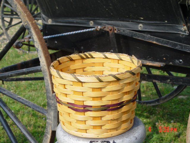Amish Country Collectible Handmade Home and Garden primitive Small Flower Pot Basket