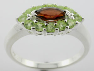 Sterling 925 Silver Garnet and Peridot Ring DNR07