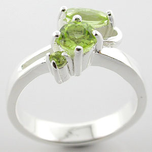 Sterling 925 Silver Peridot Ring DSR20499