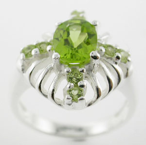 Sterling 925 Silver Peridot Ring ESR3029