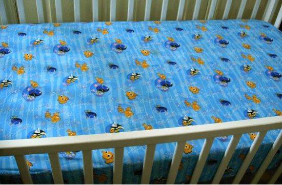 Finding Nemo Green Fitted Crib Sheet, Finding Nemo Fitted Crib Sheets, Finding Nemo Fitted Baby Sheets, Finding Nemo nursery Crib Bedding, Finding Nemo Nursery Bedding